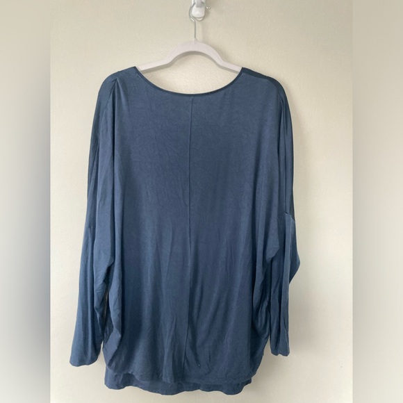 White House Black Market Blouse (XL) - Picture 3 of 7